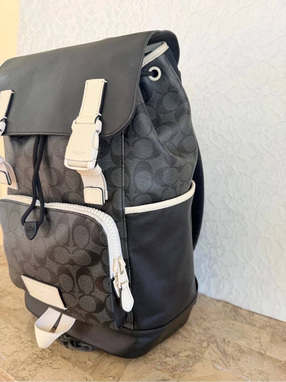 Coach Black & Chalk coated Signature leather unisex men’s track Backpack C6654